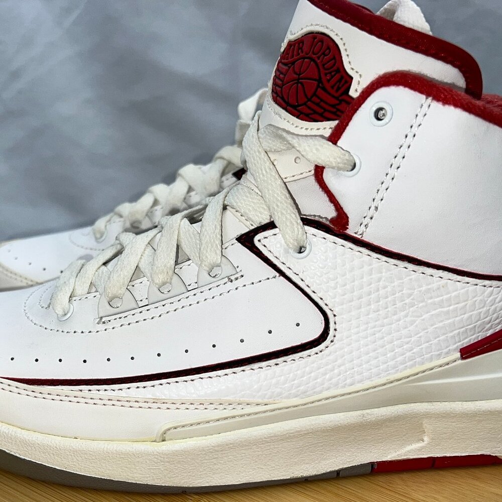 Nike Air Jordan 2 Retro Chicago Home 2014 4Y/WOMEN 5.5 395718-102